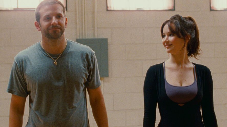 Los juegos del destino está protagonizada por Jennifer Lawrence, Bradley Cooper y Robert de Niro.