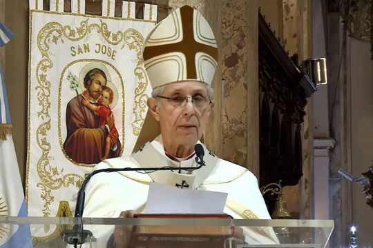 En la homilía por San Cayetano, el cardenal Mario Poli advirtió:  “Esta Argentina nos duele a todos”  (Crédito Archivo agencia NA)