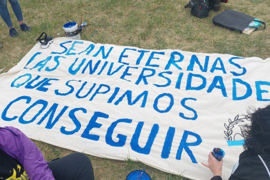 Asambleas universitarias en Olavarría 