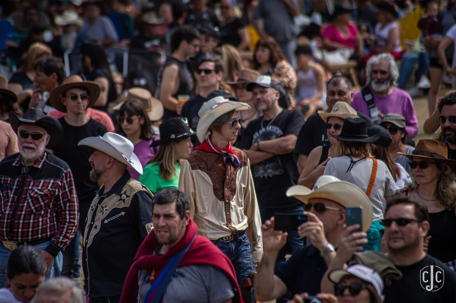 Miles de familias coparon San Pedro al ritmo del country, el bluegrass