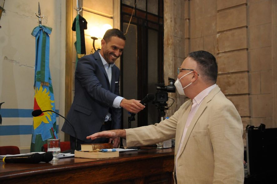 Cristian Ford finalmente juró como intendente de Rojas tras enfrentar a una difícil enfermedad (Foto Prensa HCD Rojas)