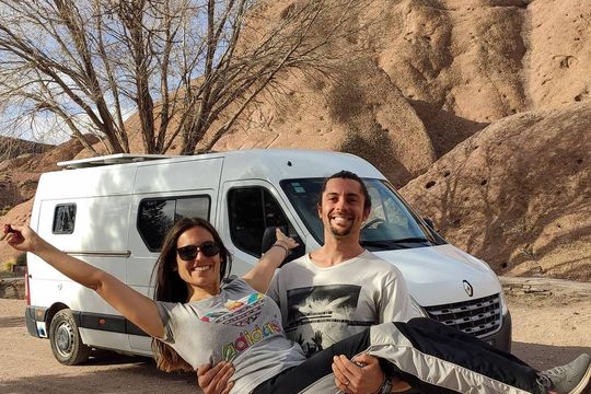 A través de la cuenta de Instagram @vivirenviaje_, Carolina y Mauricio comparten el día a día de su viaje por la Argentina