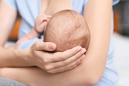 semana mundial de la lactancia materna: por que se celebra y cuales son los beneficios