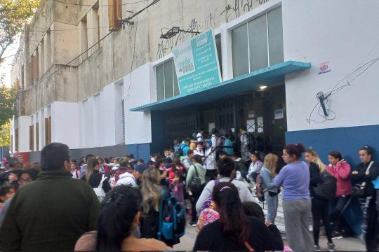 mas de 100 escuelas publicas bonaerenses incorporaron la quinta hora de clases o la jornada completa