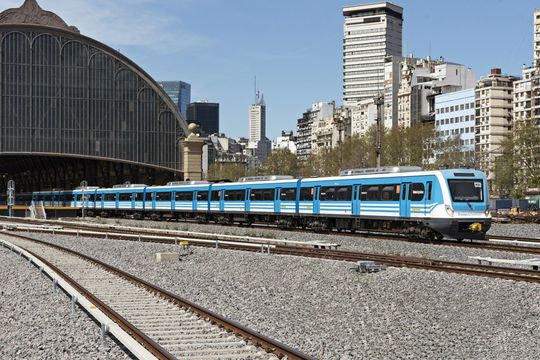 Nuevo paro de trenes: cuándo y por qué.