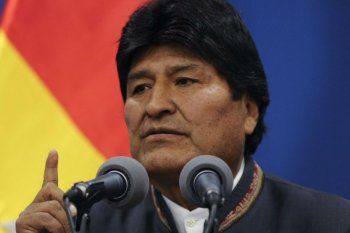 Seremos millones, una obra dirigida por Diego Briata y Santiago Vivacqua, que profundiza en el tema del lawfare y el golpe de Estado a Evo Morales.