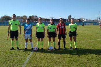 Villa San Carlos cayó en fútbol femenino (Foto: prensa Defensores).
