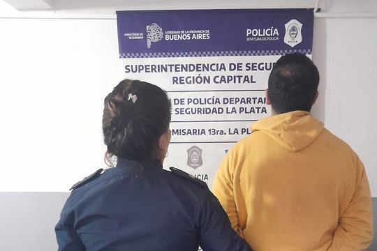 casa del horror en gonnet: detienen a un hombre acusado de abusar por una decada a la hijastra