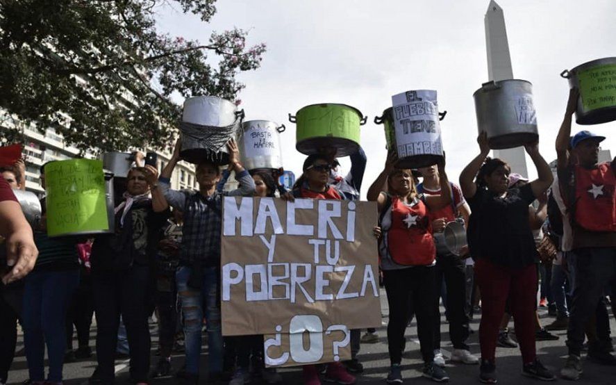 “Polentazo” contra la pobreza y desocupación: piqueteros exigen a Macri y Stanley “medidas urgentes”
