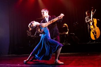 Tango bajo la dirección del reconocido y experimentado bailarín y coreógrafo platense 