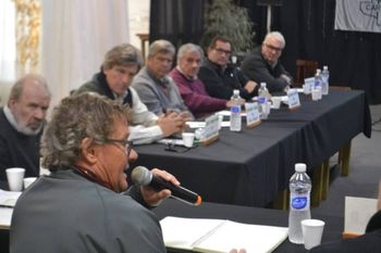 Contra los manuales de Javier Milei: El campo pide inversión al Estado para reactivar el tren a Quequén