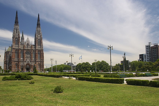 Descubrí la agenda cultural de La Plata para el primer fin de semana de enero 2025: cine móvil, talleres de arte y más. ¡No te lo pierdas!