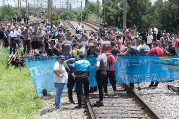 Tren Roca La Plata-Constitución: La mentira del protocolo antipiquete