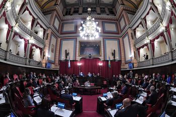 El senado bonaerense aprobó pliegos judiciales para diez cargos a cubrir entre jueces, fiscales y asesores de incapaces. Tres de ellos corresponden a La Plata.