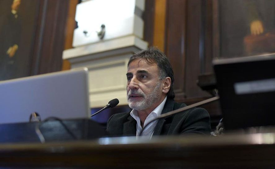 El autor del proyecto de ley de reelecciones indefinidas y miembro del Frente Renovador, Ruben Eslaiman