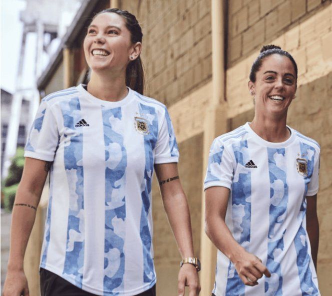 La nueva camiseta titular de la Selección argentina 2021: diseño, fotos,  precio y cuándo se estrena