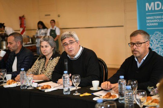 la provincia reclama definiciones en materia de pesca al gobierno nacional