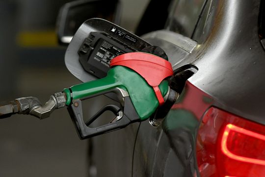 desde hoy, aumentan los combustibles un 3,8%