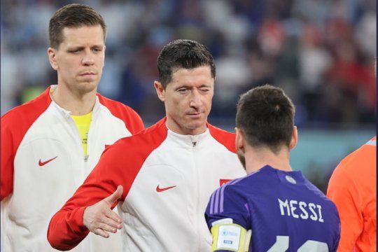Lionel Messi y Robert Lewandowski en Argentina vs. Polonia en el Mundial Qatar 2022