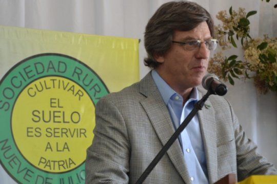politica agropecuaria: matias de velazco fue reelecto como presidente de carbap