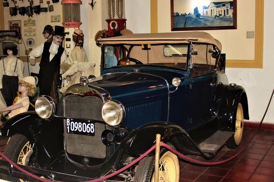 Museo del Automóvil abierto todos los fines de semana y feriados 