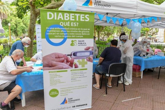 San Fernando saca un ejercito de médicos a la calle por el Día de la Salud.