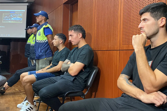 Abuso sexual en Vélez: tras la audiencia y tensión entre los futbolistas, qué decidió la Justicia