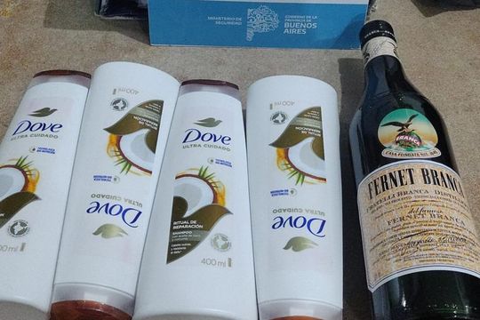 En su último intento el menor quiso robar un fernet y cuatro shampoo