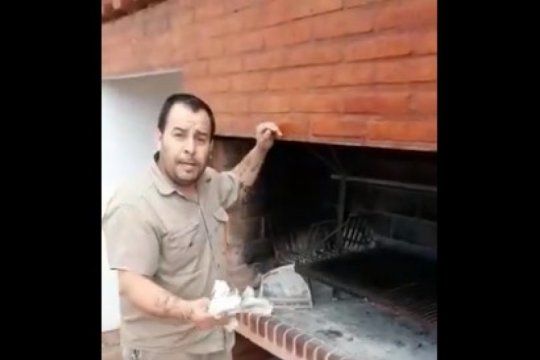la manera correcta de limpiar una parrilla: el video viral de un portero de edificio indignado