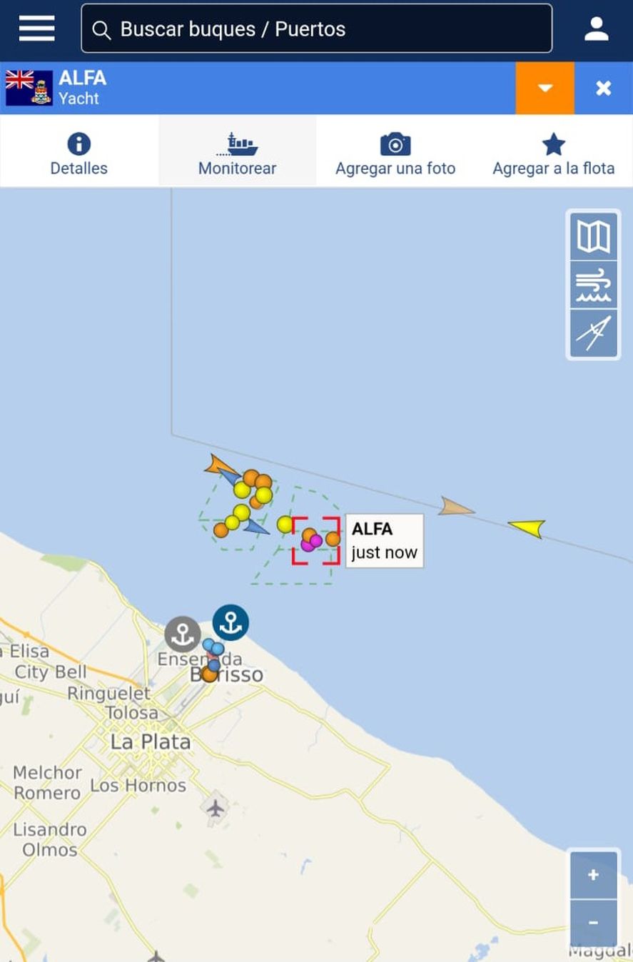 El Emir de Qatar arribó en un yate descomunal al puerto La Plata
