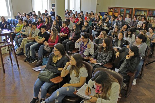 continua la convocatoria para los argentinos que quieran estudiar en china: los requisitos