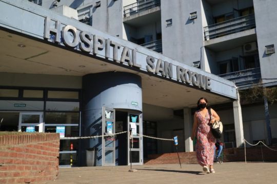 Los jubilados fueron atendidos en el Hospital San Roque por la crisis nerviosa que sufrieron  