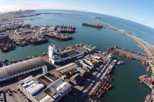 crisis en el puerto: para nacion es por el aumento de la fiscalizacion y no por el precio del langostino
