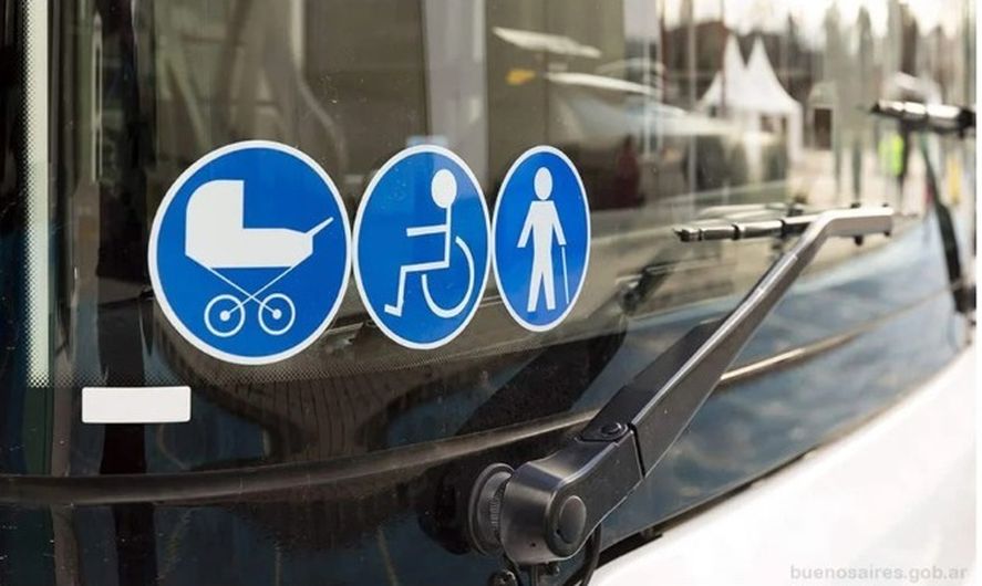 “Mapas de Viaje: Accesibilidad e Inclusión en el Transporte”
