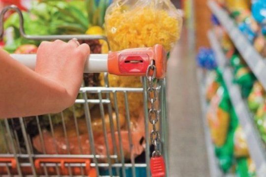 tarifazos e irregularidades: solo de alimentos, la inflacion fue de un 4%