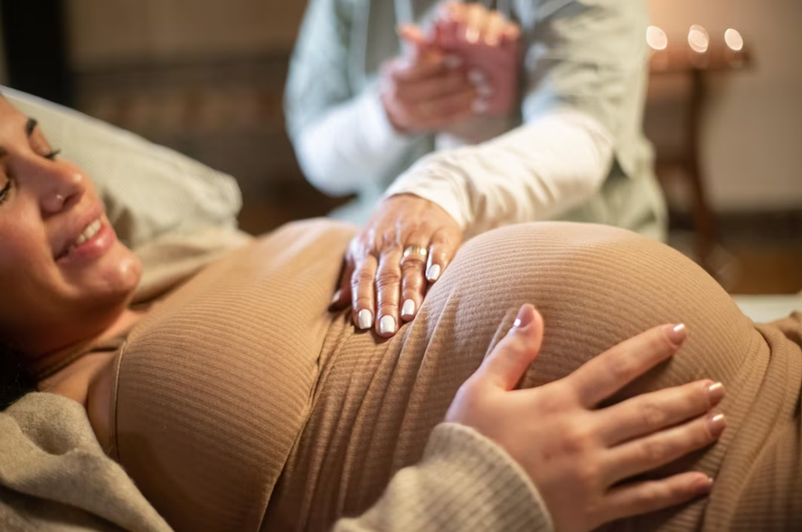 ¿Qué es el parto respetado y cómo se garantizan los derechos de las personas gestantes?