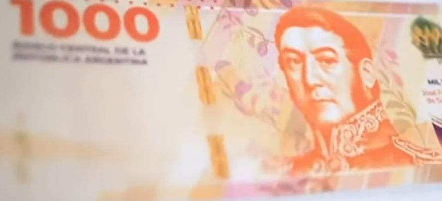Billete de 1000 pesos con la figura de San Martín