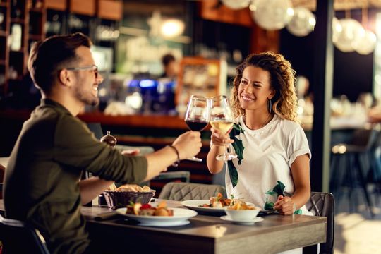 Banco Provincia ofrece un 30% de descuento en restaurantes: cómo y dónde aprovecharlo en este San Valentín