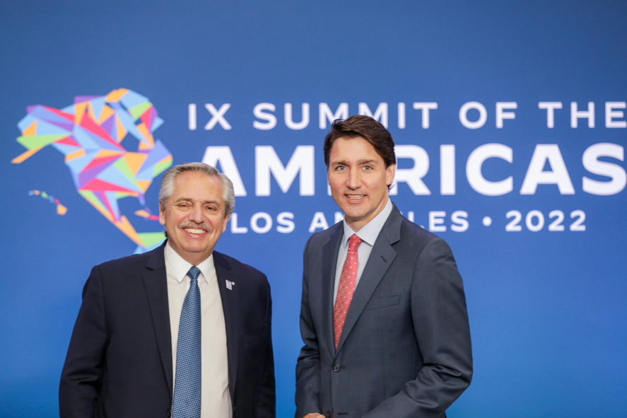 Con eje puesto en el sector energético Alberto Fernández se reunió con Justin Trudeau 