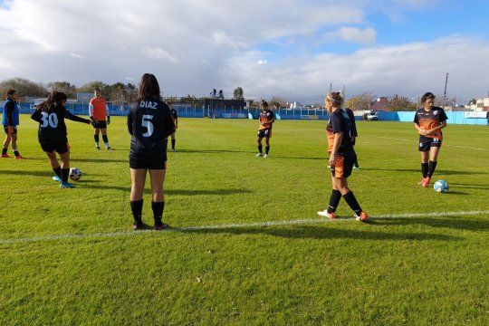 El Porvenir se impuso en Berisso: venció a Villa san Carlos por la fecha 11 del fútbol femenino de AFA.