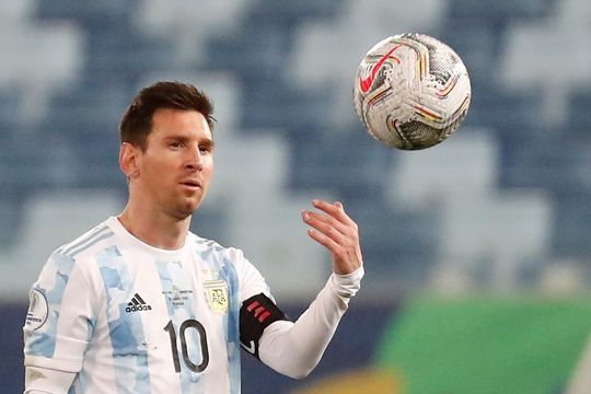 Separados por un tiempo: Argentina no tendrá a Messi para los próximos partidos de Eliminatorias.