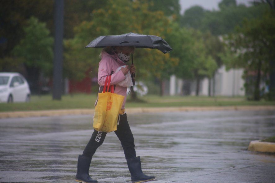 Hay alerta amarilla por lluvias en varias ciudades bonaerenses
