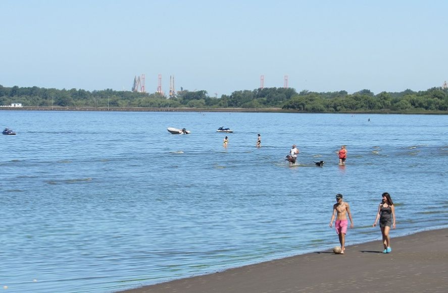 ¿Es peligroso para la salud bañarse en Punta Lara y en las playas del Río de la Plata?
