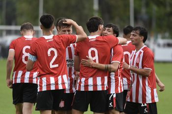 La reserva de Estudiantes ante Independiente