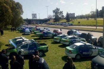 Berni negocia con la Policía Bonaerense en La Matanza. El Gobierno de Kicillof ya prometió un aumento