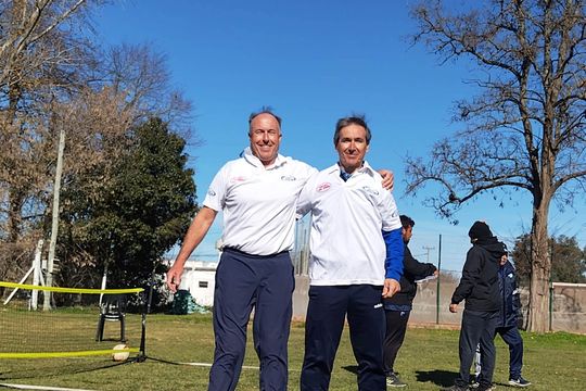 El intendente de Lezama jugará la final de los Bonaerenses en fútbol tenis