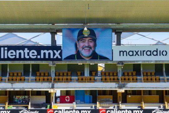 El guardián de Sinaloa: Maradona eterno en el palco de Dorados. 