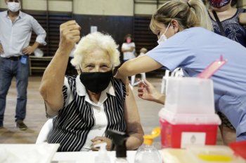El 96,67% de las personas mayores de 60 años en territorio bonaerense están inmunizadas contra el coronavirus