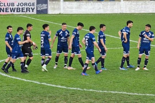 dos viejos conocidos de gimnasia y estudiantes compartieron cancha el fin de semana