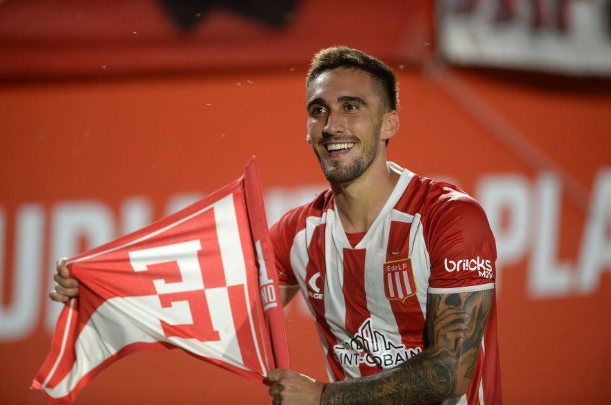 Mauro Méndez, el goleador del Estudiantes de Eduardo Domínguez en lo que va del año